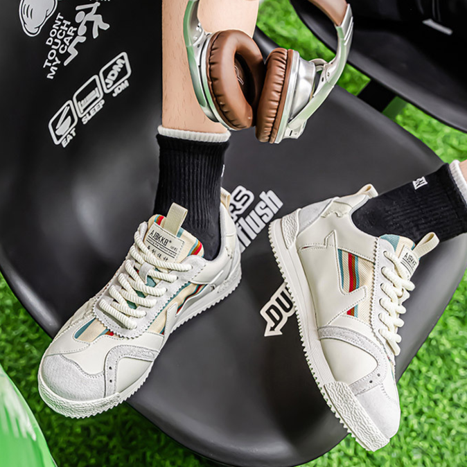 Carvion - スタイリッシュなカジュアルスニーカー