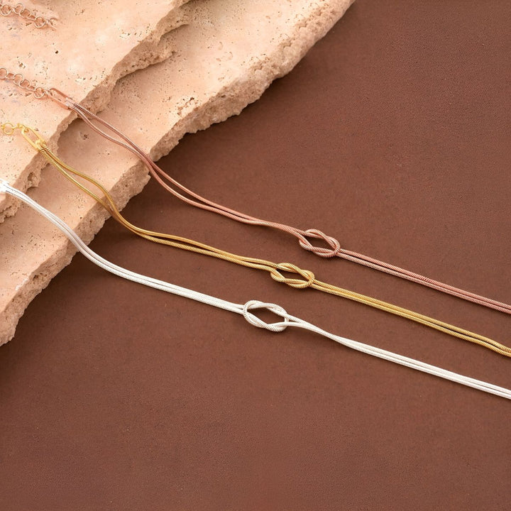 Vionarae - ミニマリストノットブレスレット