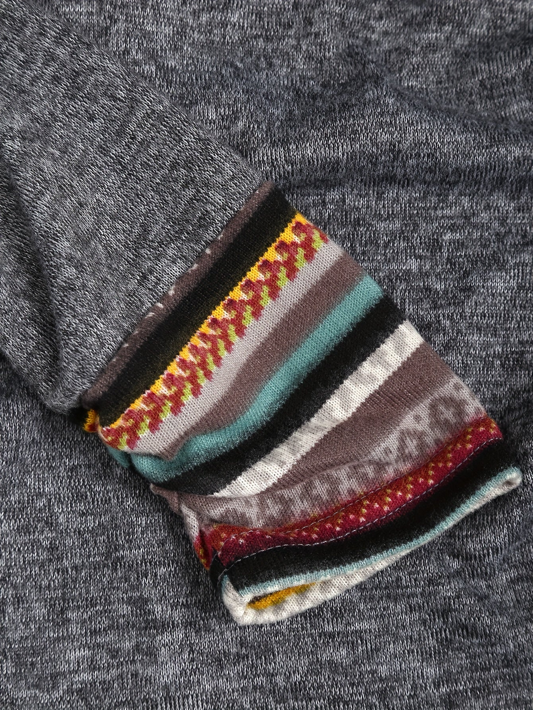 Amilene - スタイリッシュなカジュアルプルオーバーフーディ