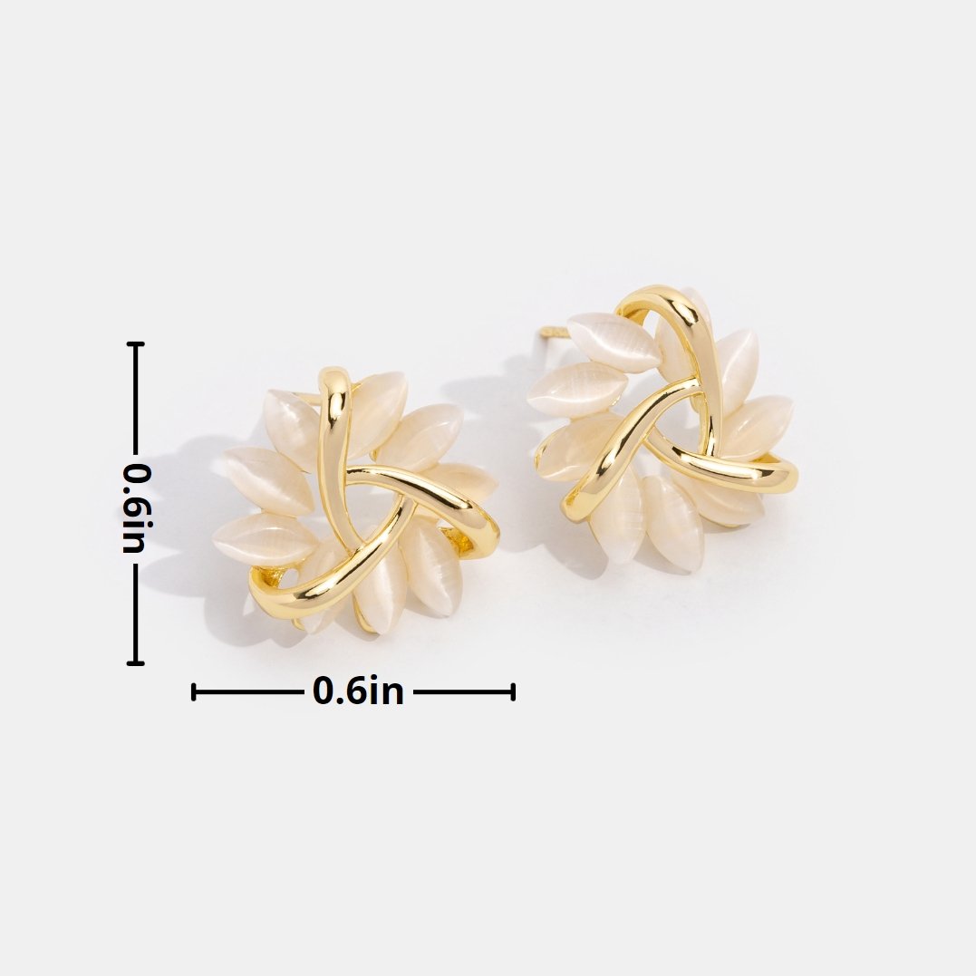 オパールの花 ゴールドイヤリング