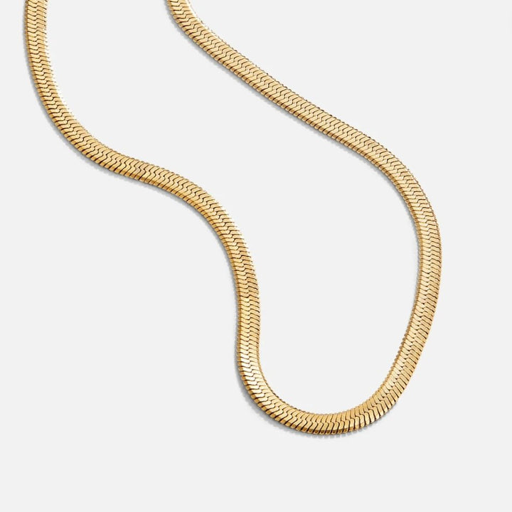 シュランゲンケッテ ゴールド ネックレス
